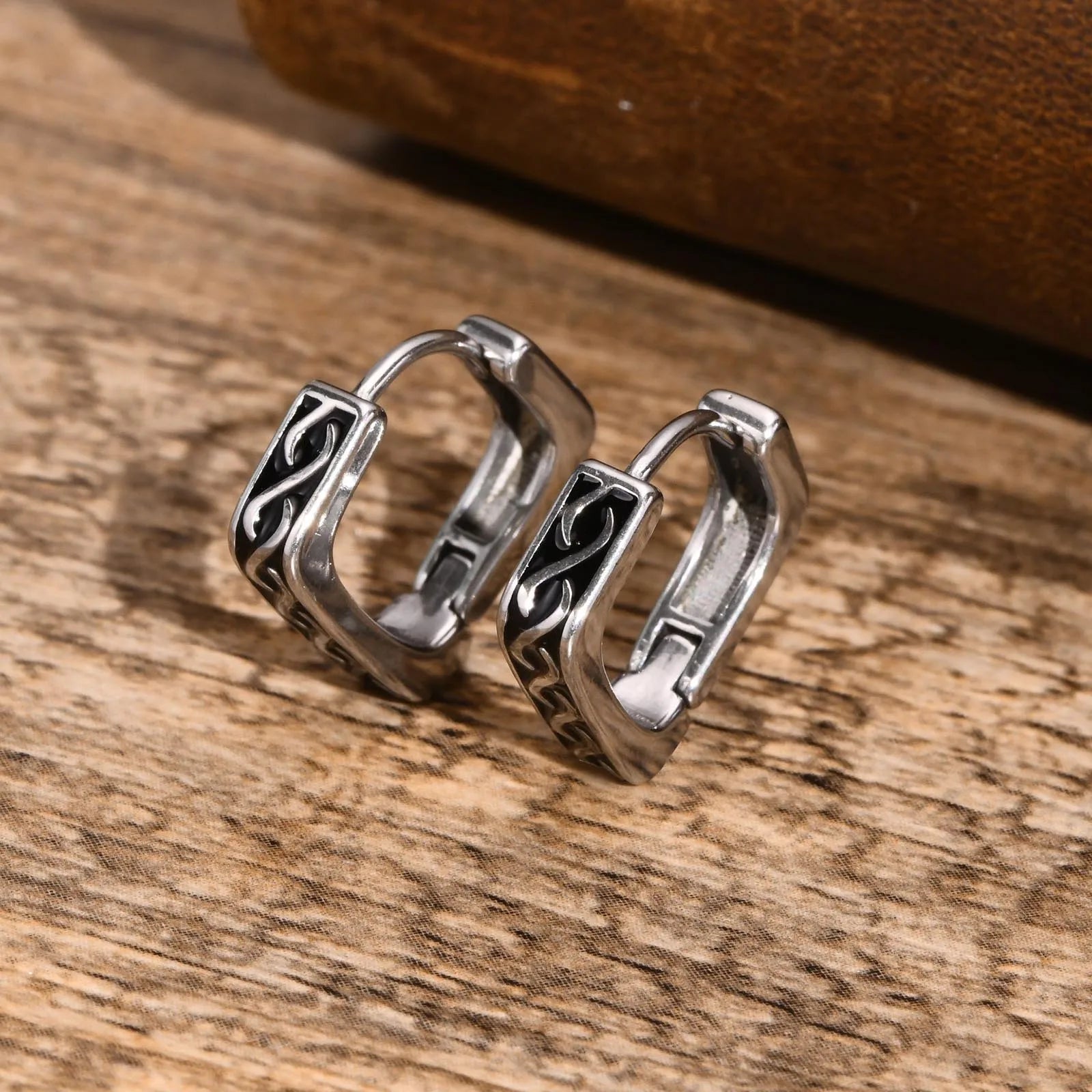 Pendientes Geométricos Vikingos para Hombre en plata