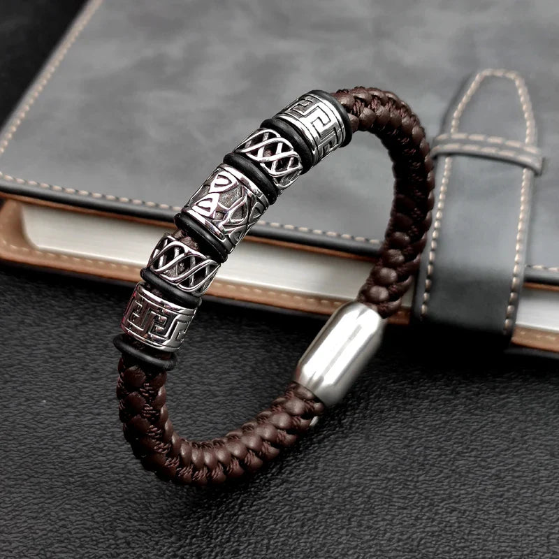 Pulsera de Cuero Estilo Antiguo Vikingo marrón