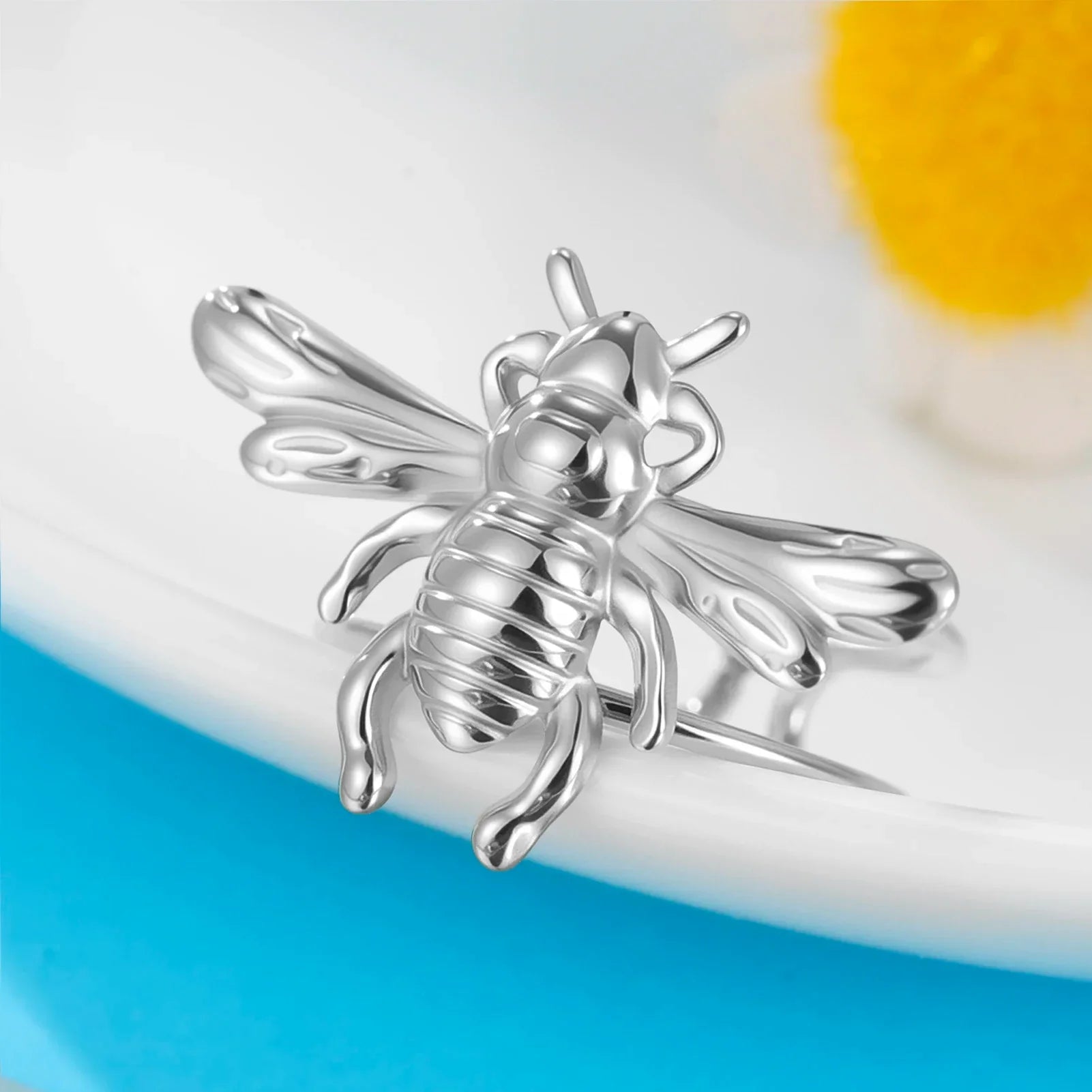 Bague abeille pour femme