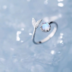 Anillo de Plata con Piedra de Luna
