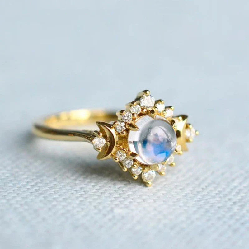 Anillo con piedra de luna y strass
