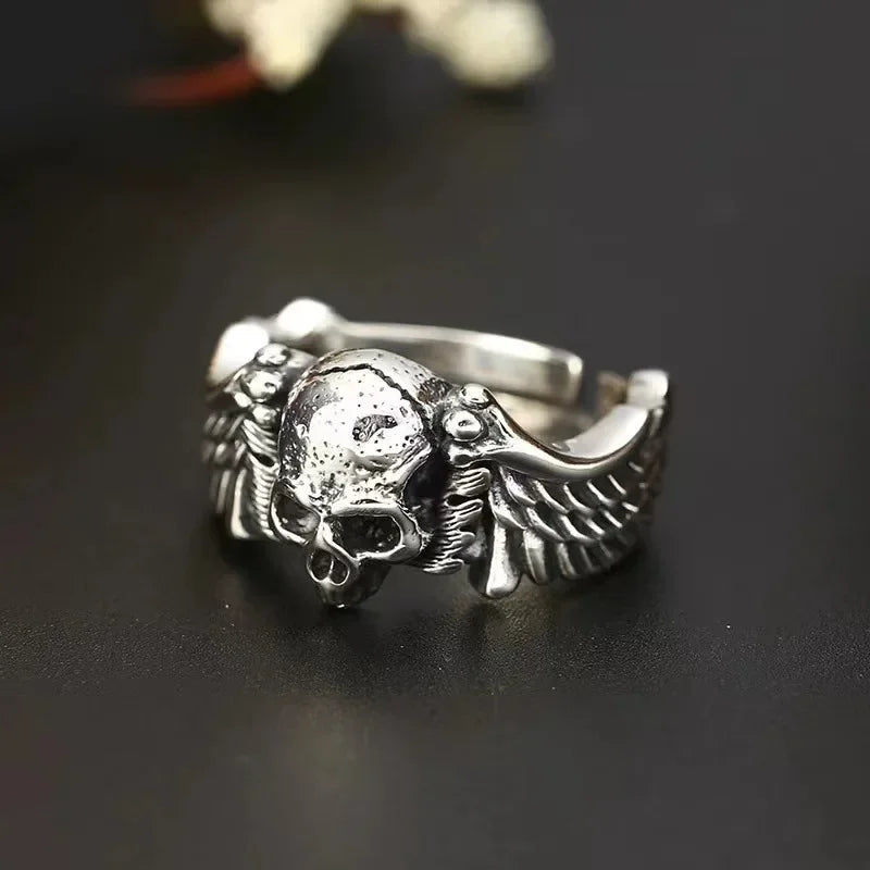 Anillo con Calavera