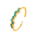 Anillo con piedra de nacimiento de circonio