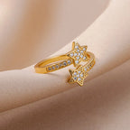 Anillo Doble Estrellas en Circonio dorado