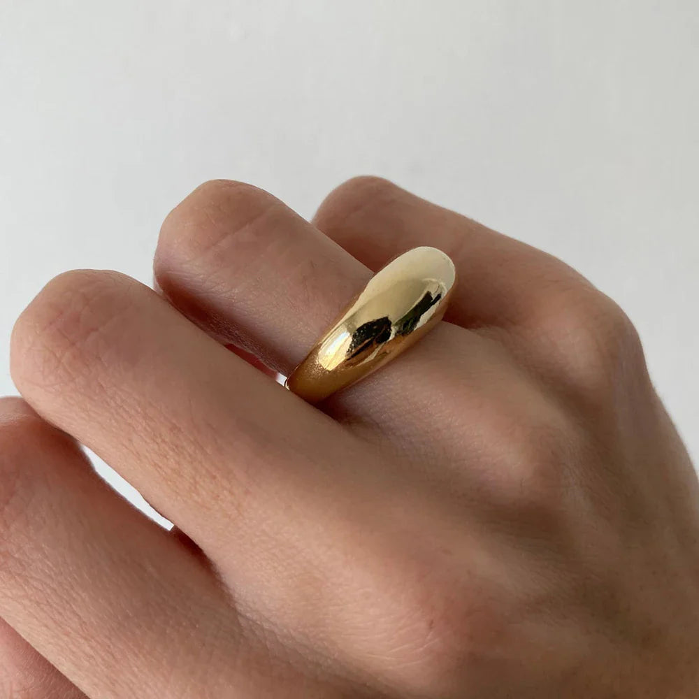Elegante Anillo Ancho Gota de Agua oro