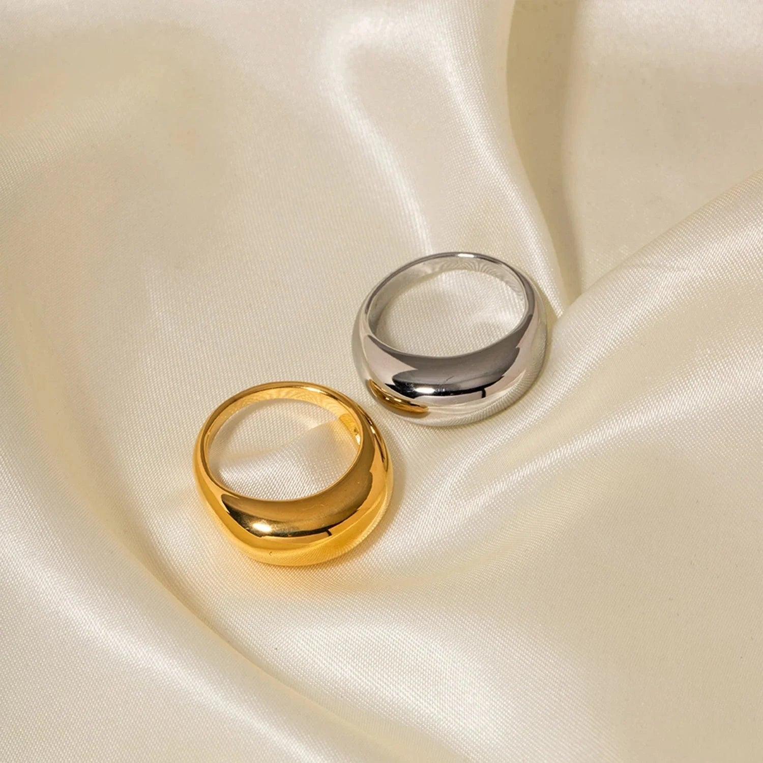 Elegante Anillo Ancho Gota de Agua oro