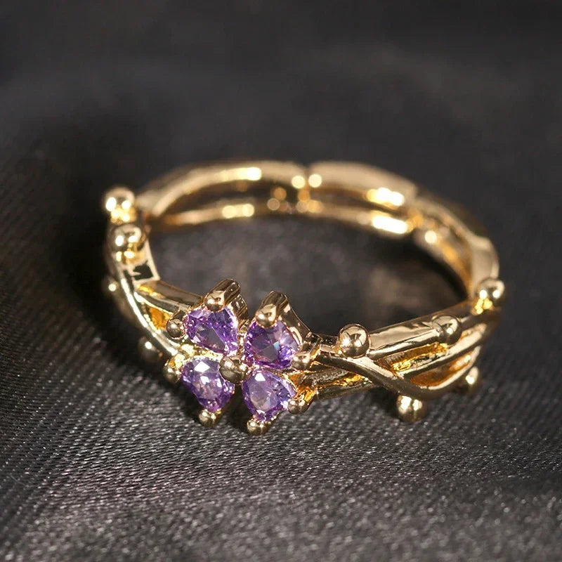 Anillo Fino de Flor con Circonio