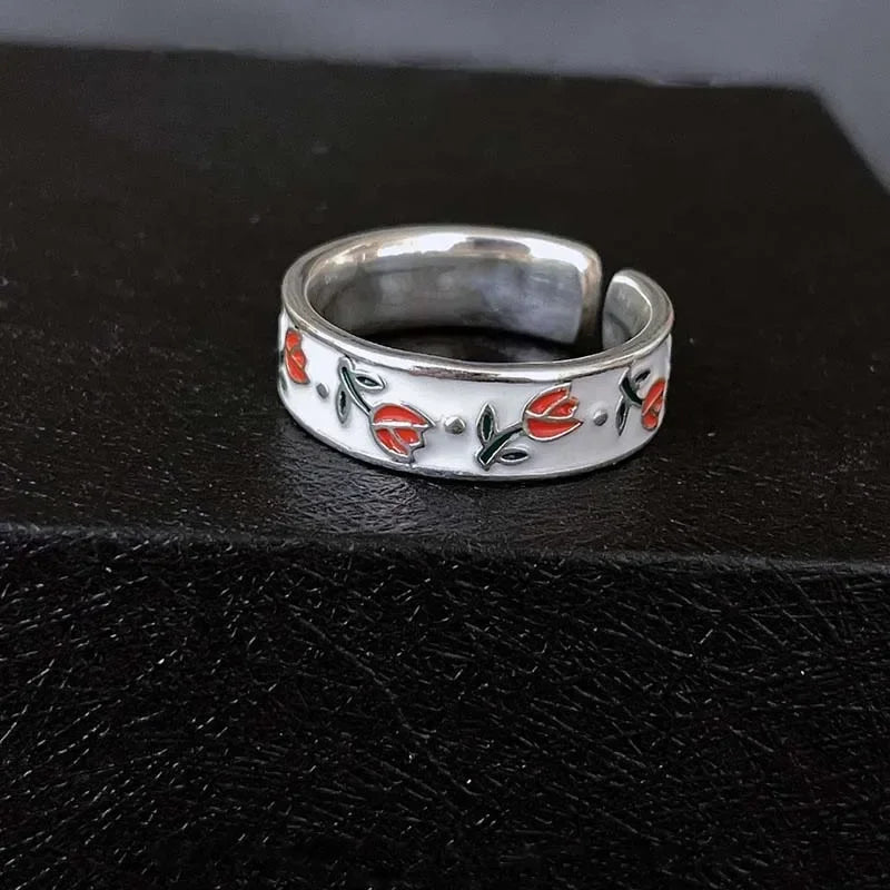 Anillo con flores de tulipán