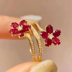 Anillo Banda Flores Rojas y Circonio