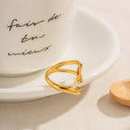 Anillo de Gota de Agua Hueca en oro