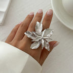 Anillo de Flor Grande de Plata
