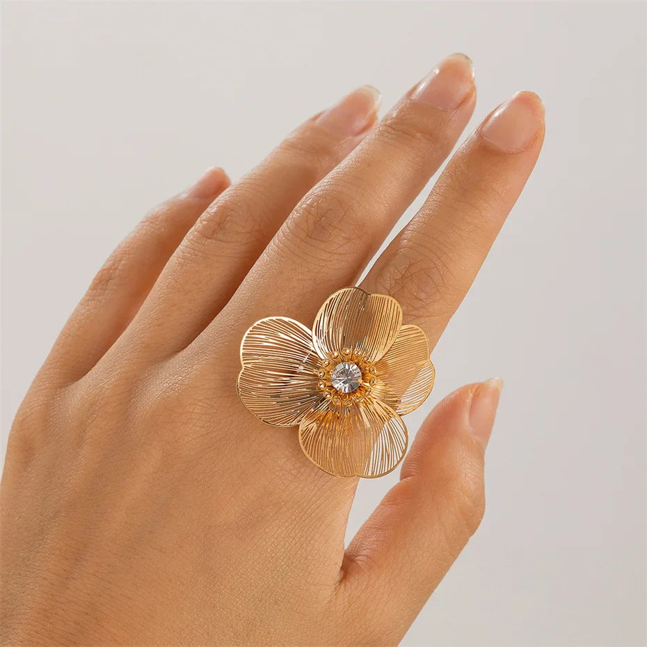 Anillo Banda Flor Grande Delicada oro
