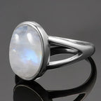 Anillo Ovalado para Mujer con Piedra de Luna