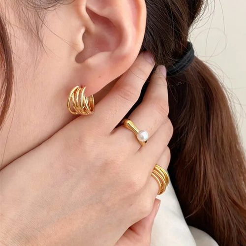 Anillo para mujer con perla blanca oro