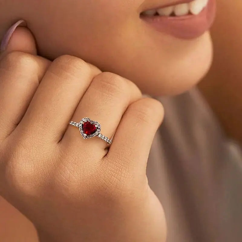 Anillo con Corazón y Circonita roja y plata