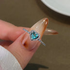 Anillo con Corazón y Circonita verde y plata
