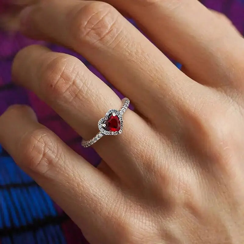 Anillo con Corazón y Circonita roja y plata
