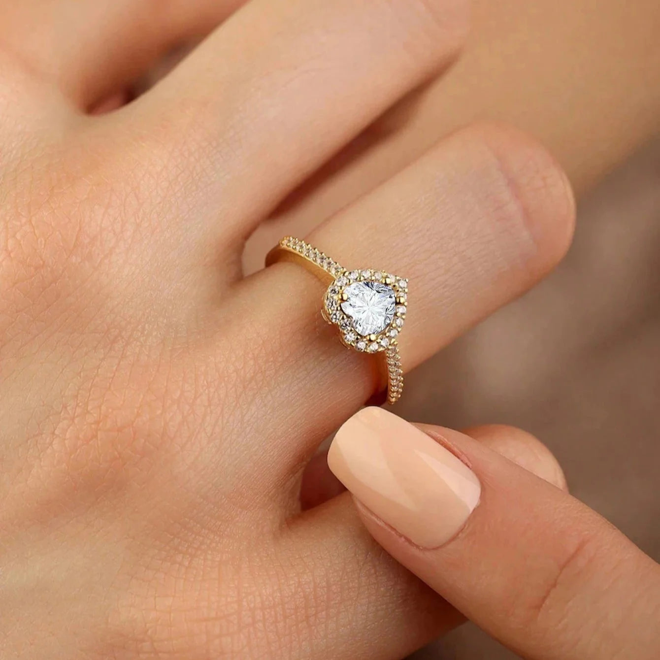 Anillo con Corazón y Circonita blanca y plata