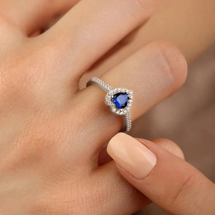 Anillo con Corazón y Circonita azul y plata