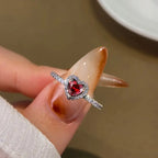 Anillo con Corazón y Circonita roja y plata