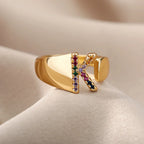 Bague avec initiale arc-en-ciel pour femme - lettre