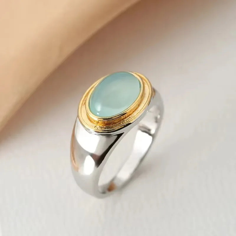 Anillo con Piedra de Luna