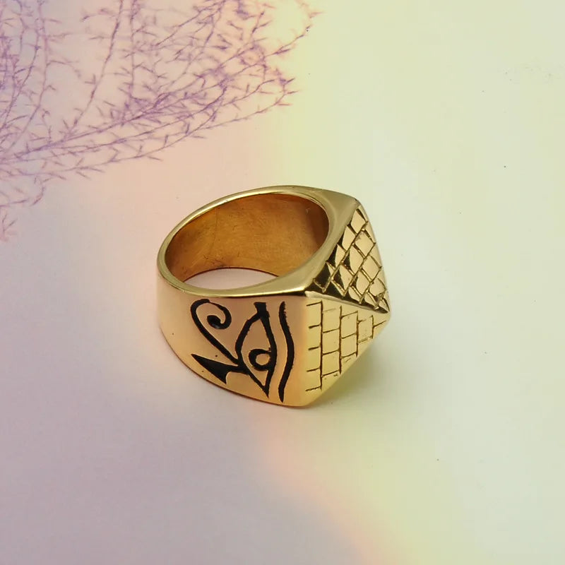 Anillo con Pirámide Egipcia oro