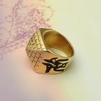 Anillo con Pirámide Egipcia oro