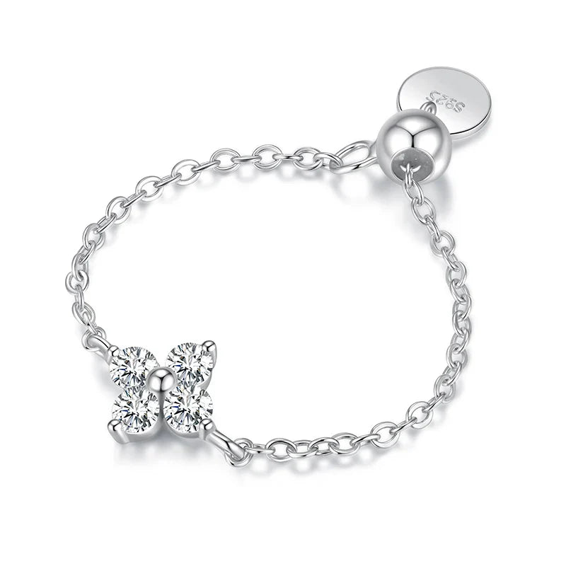 Anillo con Trébol de 4 Hojas en Circonio