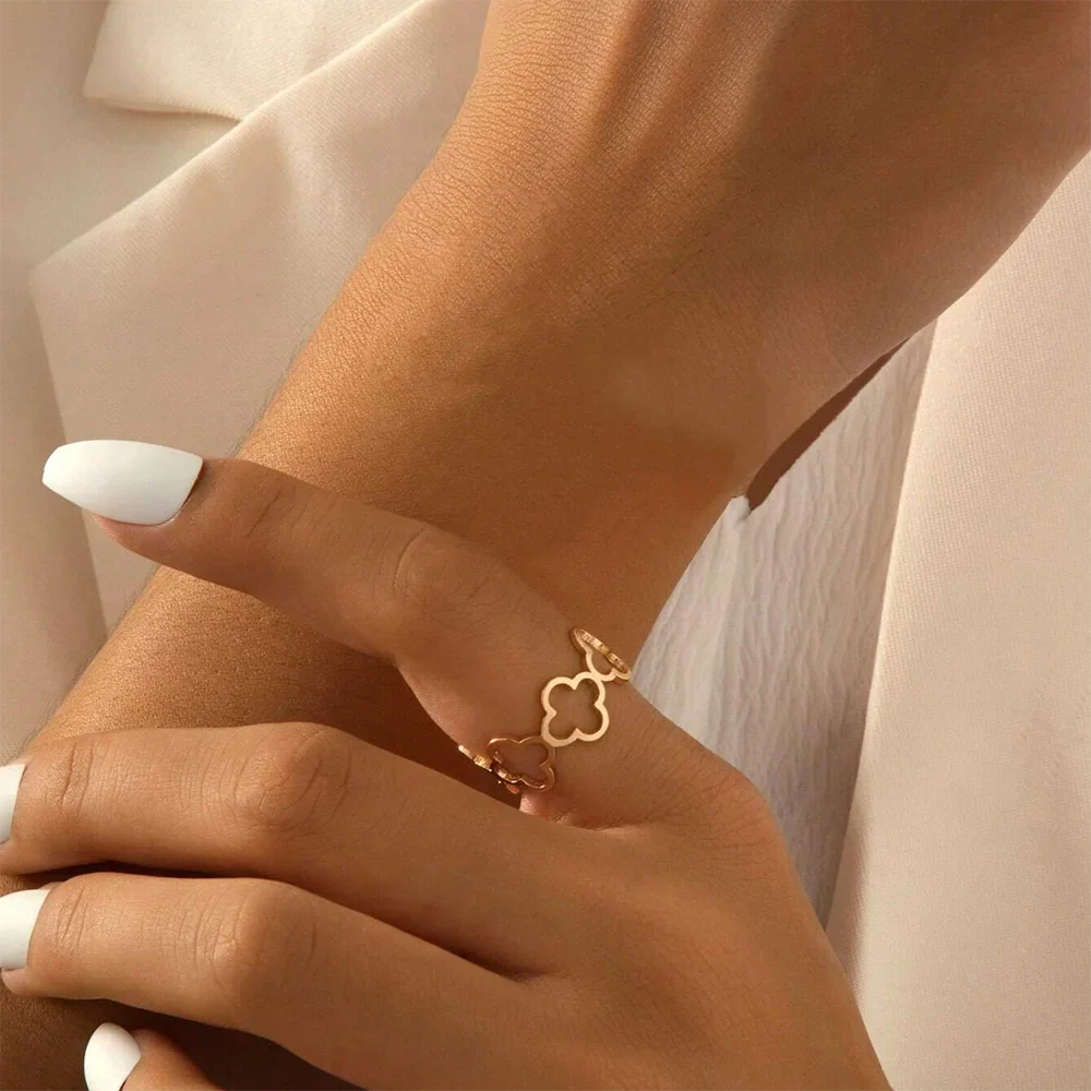 Anillo con Tréboles de 4 Hojas de la Suerte oro
