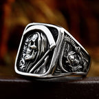 Anillo Cuadrado con Cabeza de Calavera