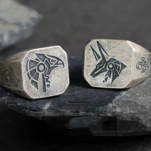 Anillo cuadrado de Estilo Egipcio Anubis