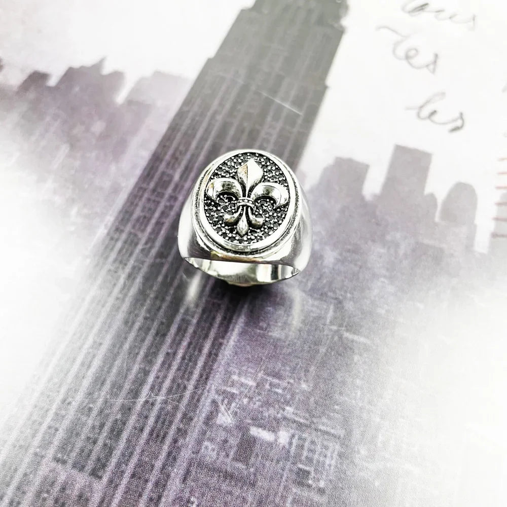 Anillo de sello Flor de Lis Plata