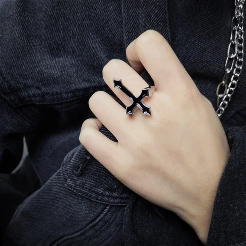 Anillo Cruz Hombre Negro Plata