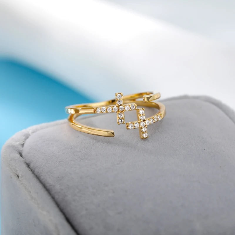 Anillo Cruz de Circonita Cristiana para Mujer oro plata