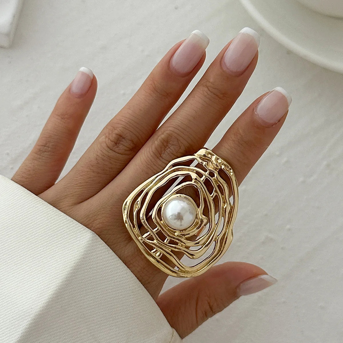 Anillo de Estilo Barroco con Perla oro