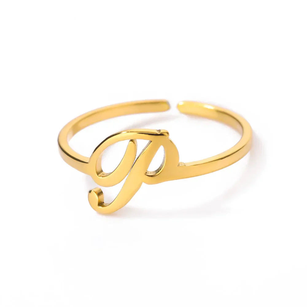 Bague fine décorée d'une initiale - lettre