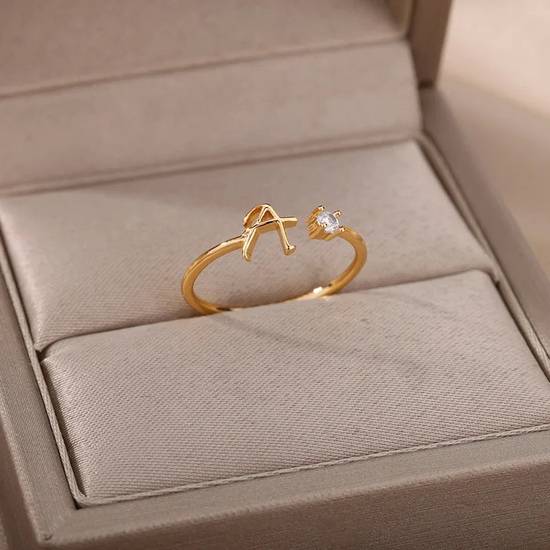 Bague fine pour femme avec initiale - lettre
