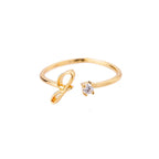 Bague fine pour femme avec initiale - lettre