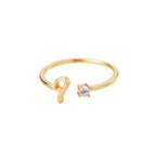 Bague fine pour femme avec initiale - lettre