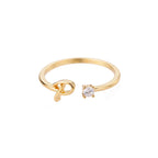 Bague fine pour femme avec initiale - lettre