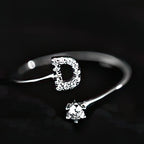 Bague initiale femme - lettre