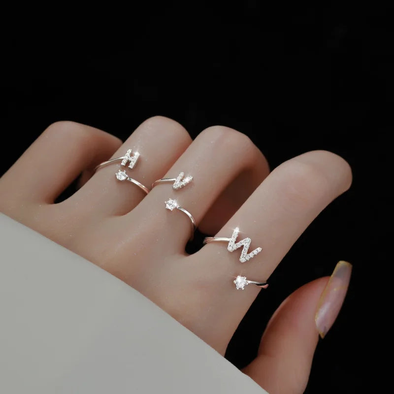 Bague initiale femme - lettre