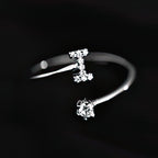 Bague initiale femme - lettre