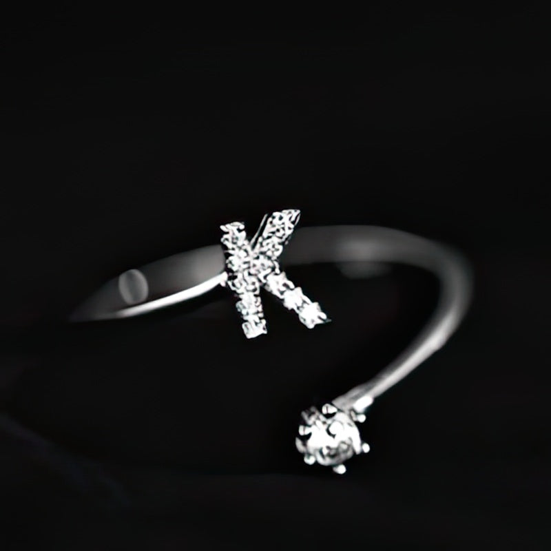 Bague initiale femme - lettre