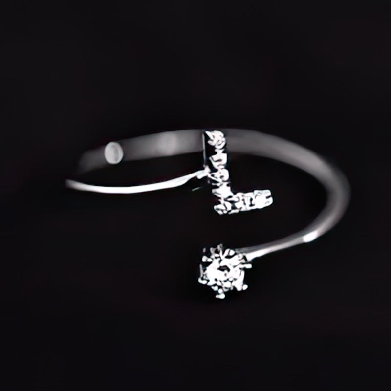 Bague initiale femme - lettre