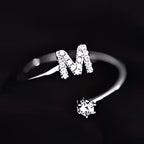 Bague initiale femme - lettre