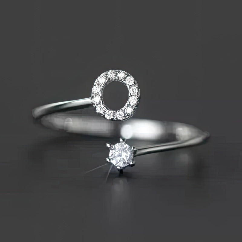 Bague initiale femme - lettre