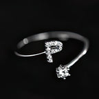 Bague initiale femme - lettre