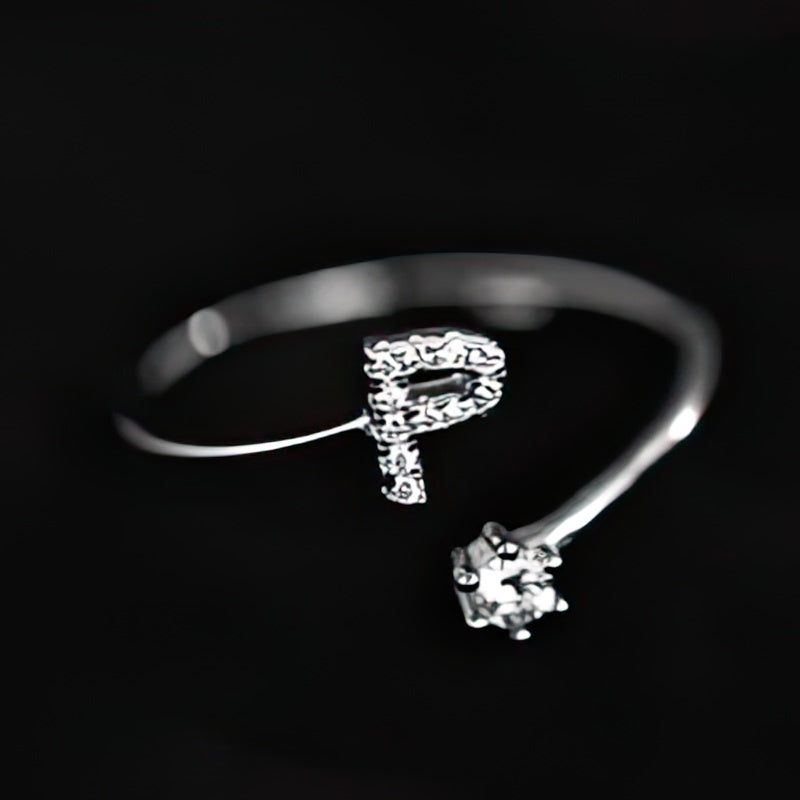 Bague initiale femme - lettre